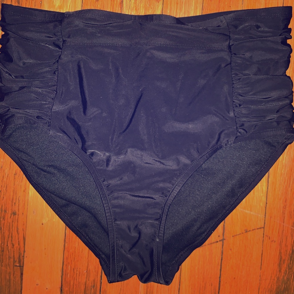 Kona Sol High Waisted Ruched Bikini Bottoms 14W